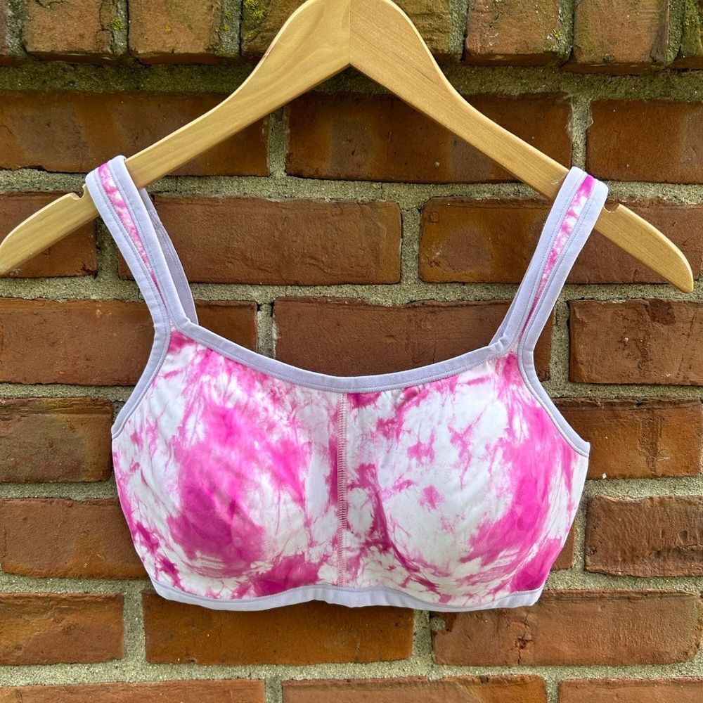 Natori Yogi Sports Bra in Berry Tie Dye